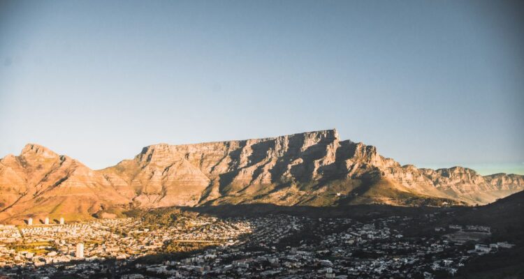 Table Mountain in South Africa, home of the altHUB NZB indexer